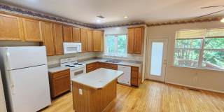 Townhome in Island Creek Subdivision Gallery 9