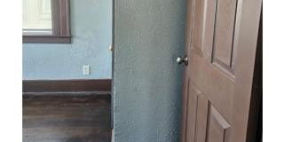 4114 West Euclid Street Gallery 21