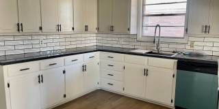 Gorgeous! Completely Remodeled 3/2/2 in Bayless with Washer/Dryer and Fridge! Gallery 13