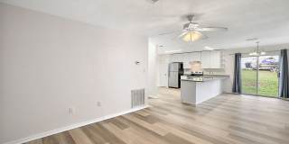 202 Fernwood Street - 1 Gallery 10