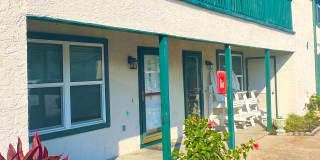 7813 North Lagoon Drive Gallery 8