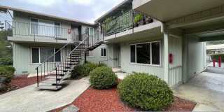Capitola Gem: 2Bd/1Ba Ground Floor Apartment in Well Maintained Community Gallery 1