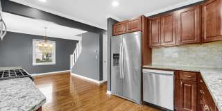 6661 Glenview Drive Gallery 13