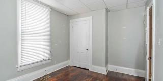 Charming 6BR/3BA Home Near UK Gallery 16