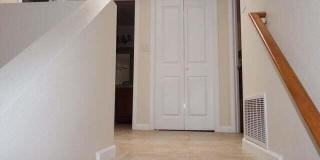 2401 Chelwood Park Boulevard NE unit: B-1 Gallery 7