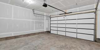 2507 LIGHT Street Gallery 47