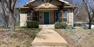 Charming 3 Bedroom Gallery 1