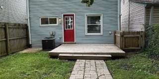 Clifton/Frankfort 3 Bedroom 2-Bath House Clifton/Frankfort 3 Bedroom 2-Bath House Gallery 21