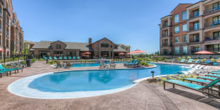 Edgewater at City Center Gallery 14