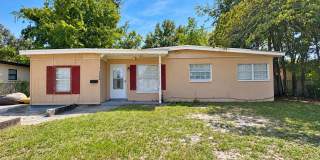 CHARMING 3-BEDROOM NORTHSIDE HOME WITH FENCED BACKYARD & BUILT-IN STORAGE Gallery 1