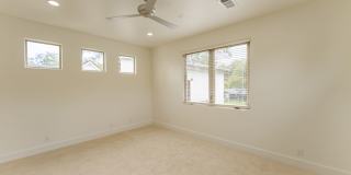 Gorgeous 4 bedroom, 5 bathroom House in Bouldin Creek! Gallery 29
