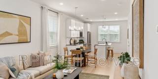 722 N Dupont Avenue Gallery 1