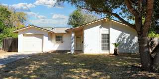 Move-In Ready 4-Bedroom Gem in the Heart of Schertz! - Realtor Commission: $500 Gallery 1