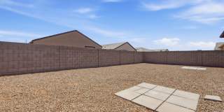 1575 East Fletcher Drive Gallery 31