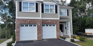 233A Lincoln Avenue Gallery 1