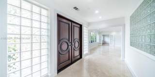 9835 W Broadview Dr Gallery 2