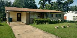 Welcome home to 10005 Raymond - West Little Rock, Newly updated, For Rent, *Please read the full description* Gallery 1
