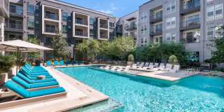 Korina and Alder at The Grove Korina and Alder at The Grove Gallery 16