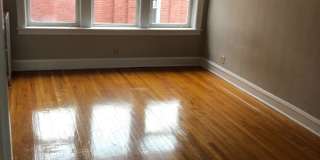 3115-23 W Foster Gallery 3