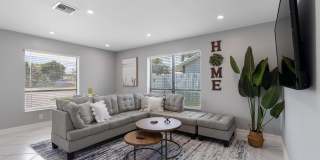 3372 NE 5th Drive Gallery 3