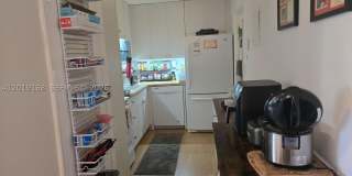 1950 N Andrews Ave Gallery 8