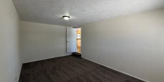 Quaint 4 Bedroom 2 Bathroom Home In The NE! Gallery 6