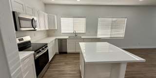 15238 W CUSTER Lane Gallery 4