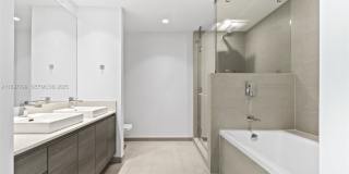 1080 Brickell Avenue Gallery 13