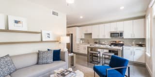 Eighteen25 Downtown Gallery 34