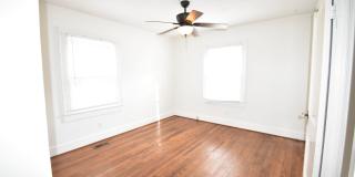 Coming Soon~3 Bedroom and 2 Bath Home- Bonus Room (Pets Considered) Gallery 18