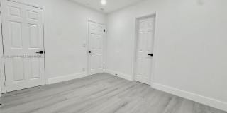 417 NW 2nd Ave Gallery 12