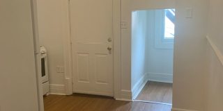 Studio/Efficiency in Downtown York - Video in Pictures Studio/Efficiency in Downtown York - Video in Pictures Gallery 1