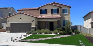 Stunning 4 bedroom 3 bath home Gallery 1