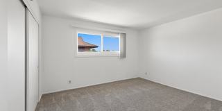 Spacious Home on Corner Lot! Gallery 28