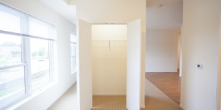 Broadway Flats Gallery 20