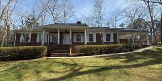 Gorgeous 3BD, 2.5BA North Raleigh Home on a Large Lot with a 2-Car Detached Garage in a Prime Location Near Shopping, Dining, and Interstates Gallery 1