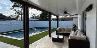 13818 SW 157th Ter Gallery 2