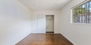 1857 W 24th St Gallery 11
