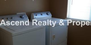 New Lower Price! Tanasbourne Area 3 Bed Fenced Yard 1/2 Block to MAX AVAILABLE NOW! 1 Small Pet Nego Gallery 10