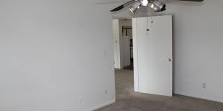 715 E State Street Gallery 13
