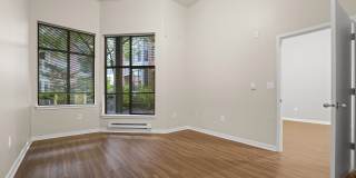 Kearney Plaza Gallery 12