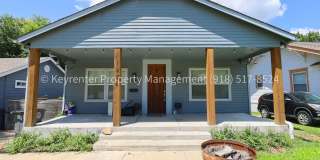 Charming 3 Bed, 2 Bath Bungalow Near Downtown Tulsa! Charming 3 Bed, 2 Bath Bungalow Near Downtown Tulsa! Gallery 1