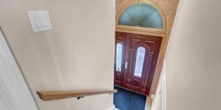 3 Crown Street Gallery 1