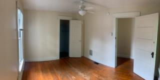 515 South Washington Street Gallery 12