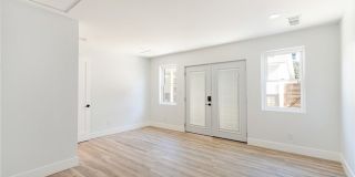 211 Florence Place Gallery 11