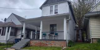 1748 Finch Street Gallery 14