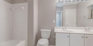 5140 DONOVAN Drive Gallery 28