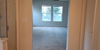 Lincoln Crossing, 2 Story 4 Bedroom, 2.5 bath, 2225sqft, Access to Clubhouse Pool & Amenities, Cul-de-sac, Large Rear Yard Gallery 38