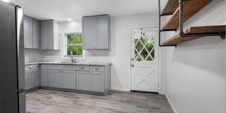 920 N Virginia Street Gallery 13