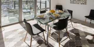 The Centre - Large Luxury Apartments. Gallery 1